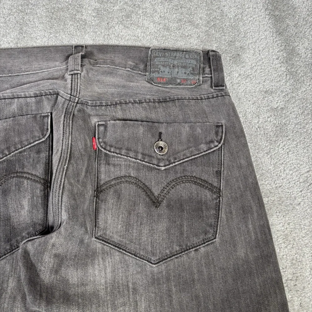 Vintage Levis 514 Jeans Mens 32x32 Slim Straight Gray Denim Flap Pockets Y2K